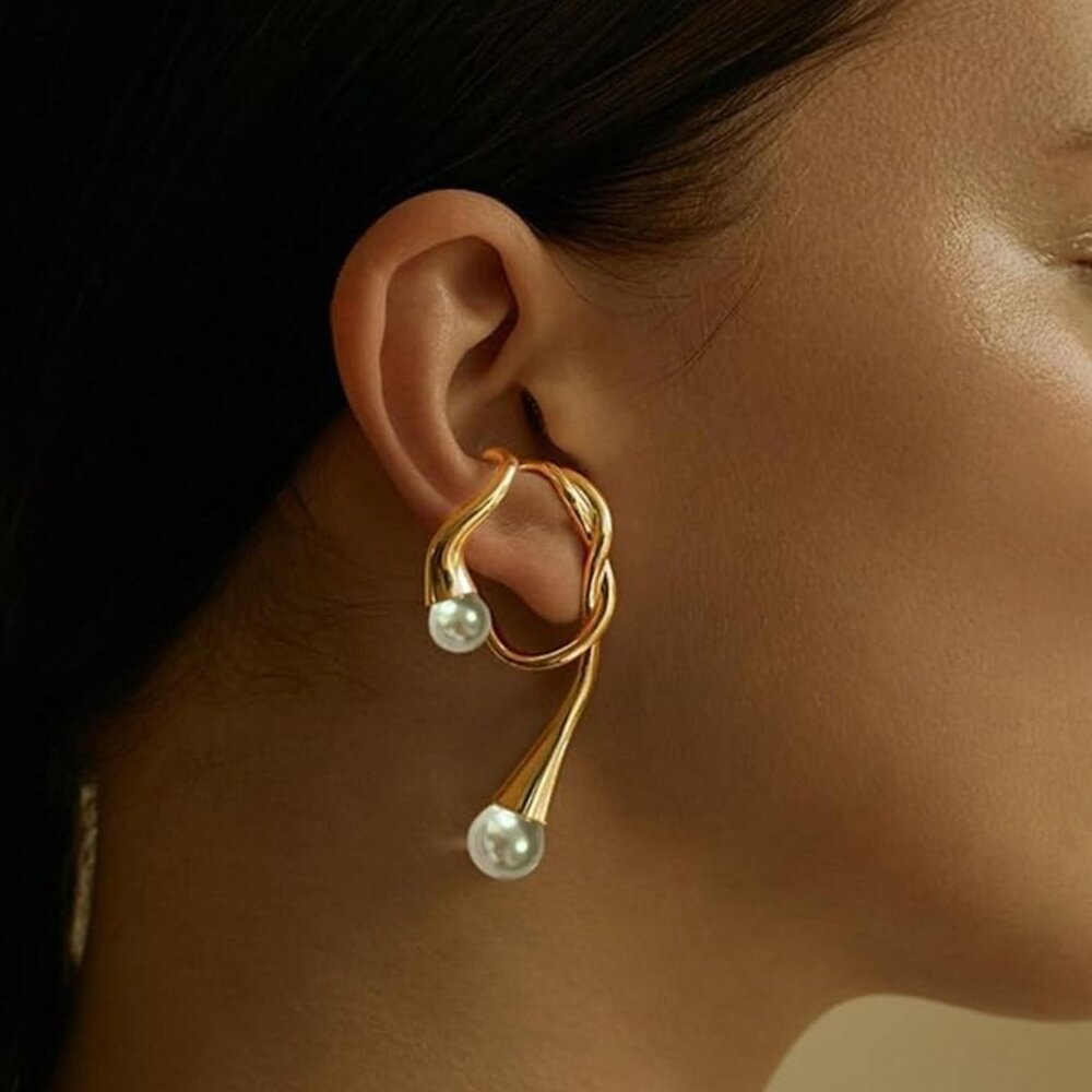 Wolf & Badger Gold Drip Ear Cuff Earring | Artisan Molten Metal Statement Jewels - Picture 3 of 3